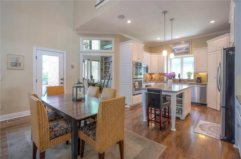 7841 Alden Road — photo 15