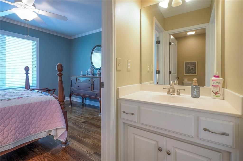 7841 Alden Road — photo 51