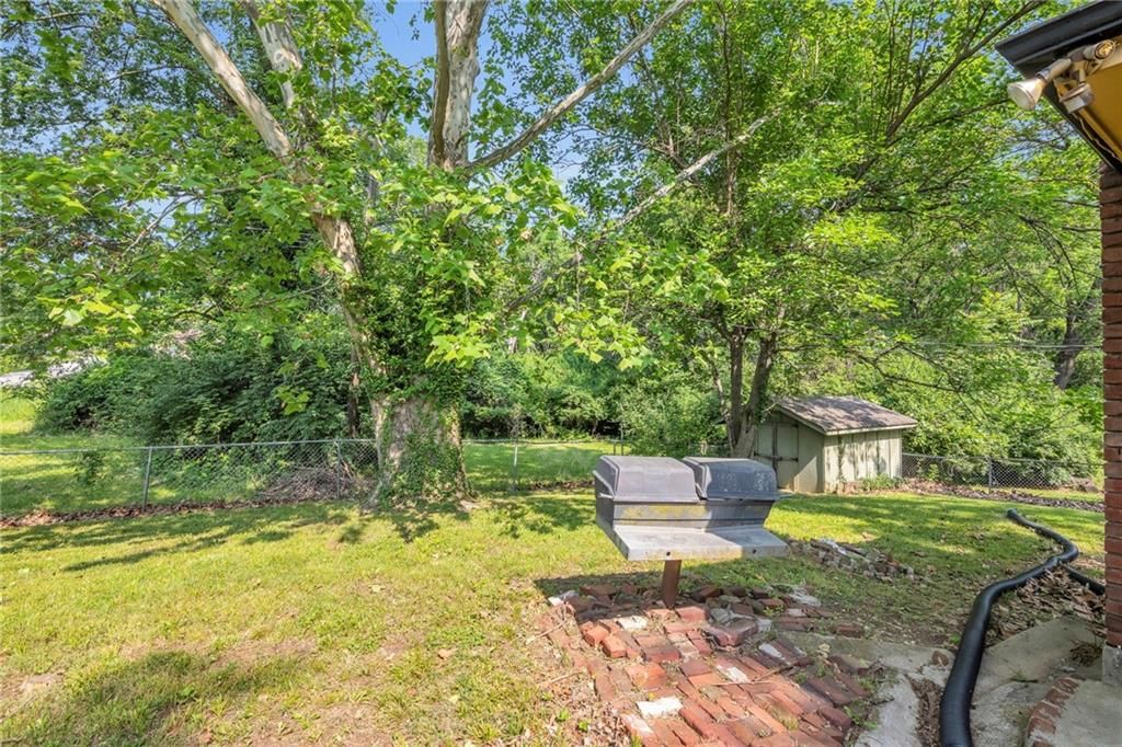 5644 Bellefontaine Avenue — photo 37