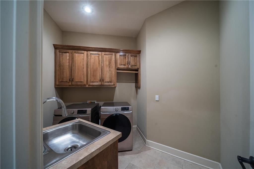 15336 Stearns Street — photo 27