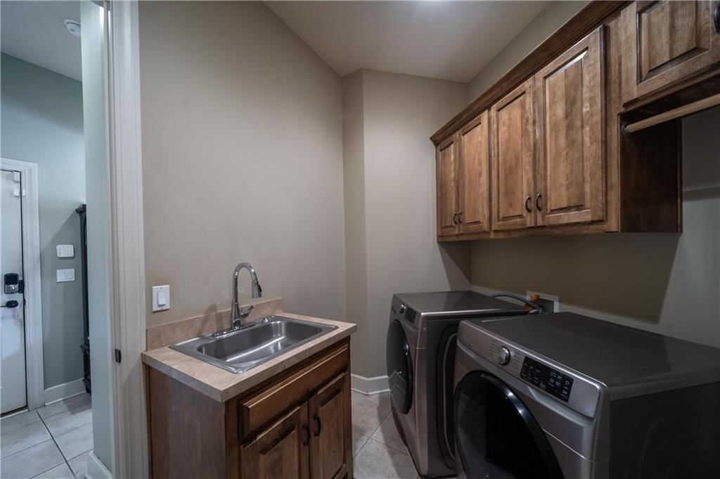 15336 Stearns Street — photo 28