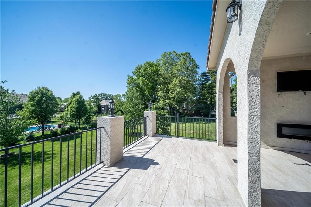 15336 Stearns Street — photo 39