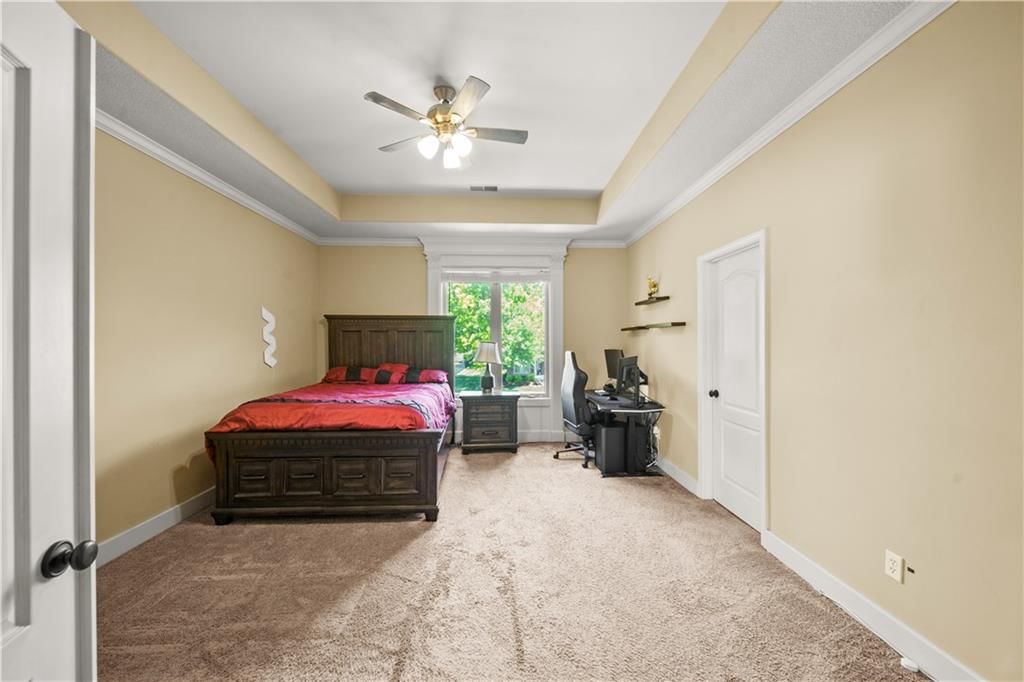 15336 Stearns Street — photo 48