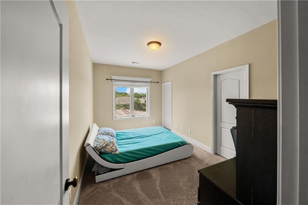 15336 Stearns Street — photo 52