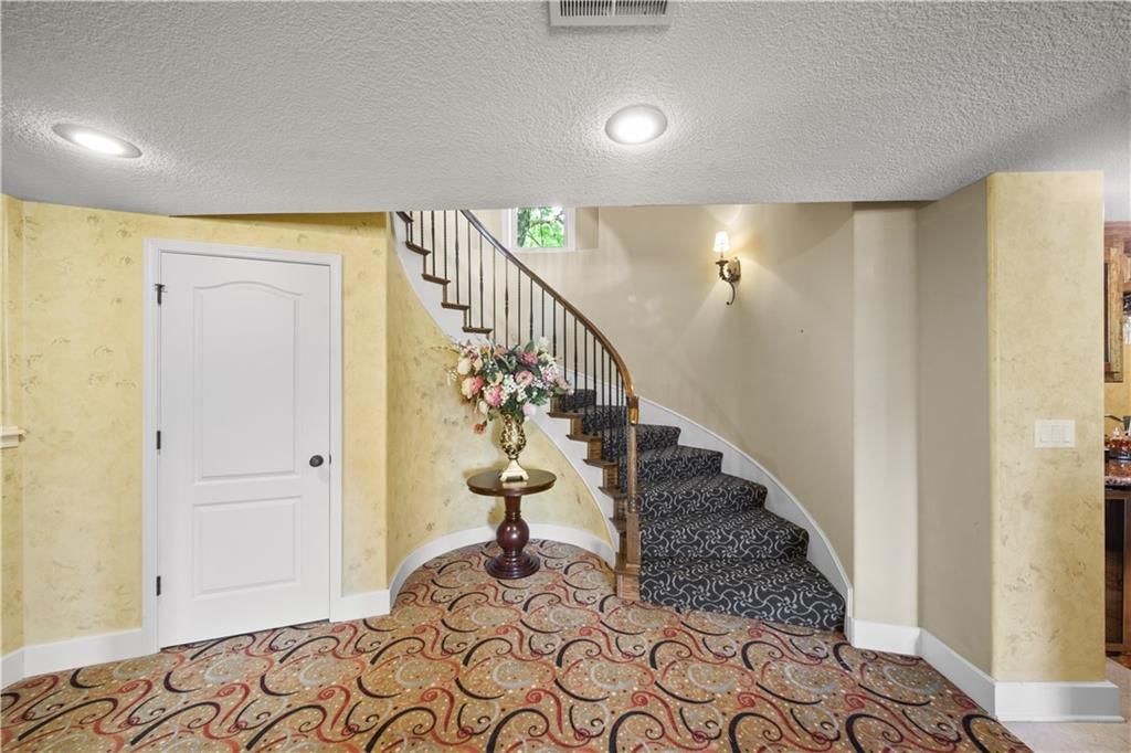 15336 Stearns Street — photo 68