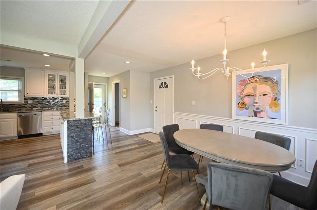 7554 Booth Drive — photo 13