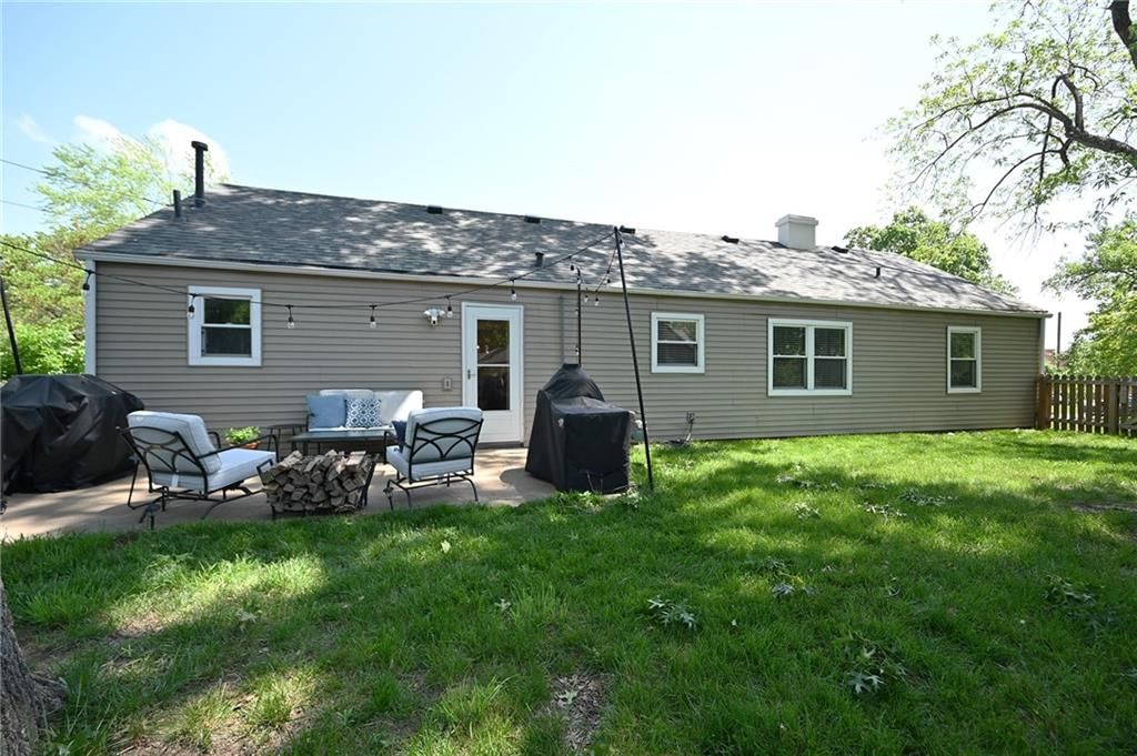 7554 Booth Drive — photo 27