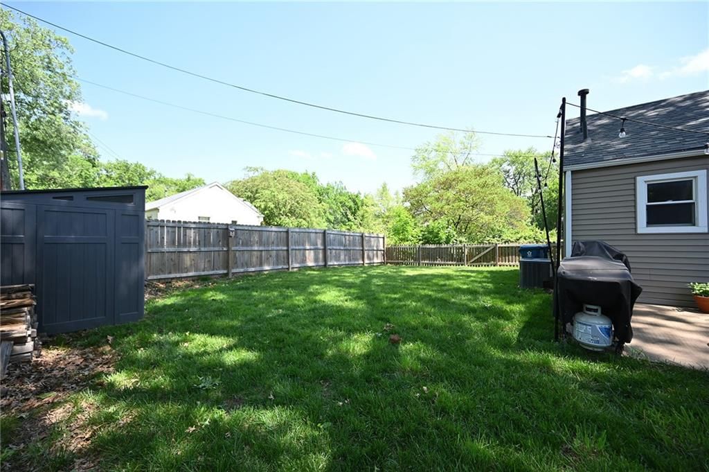7554 Booth Drive — photo 31
