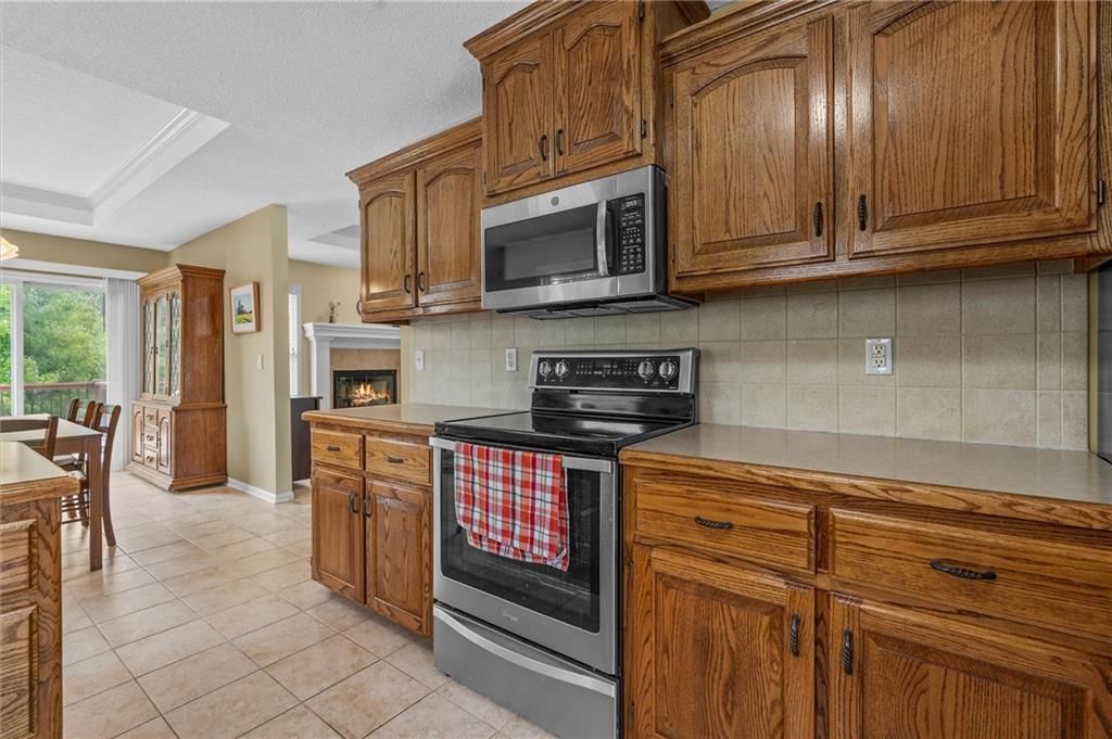 13725 Wagon Pass Road — photo 8