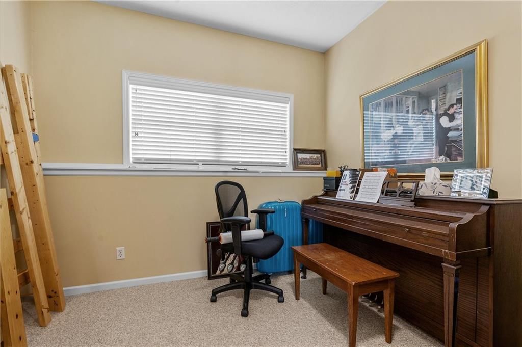 13725 Wagon Pass Road — photo 27