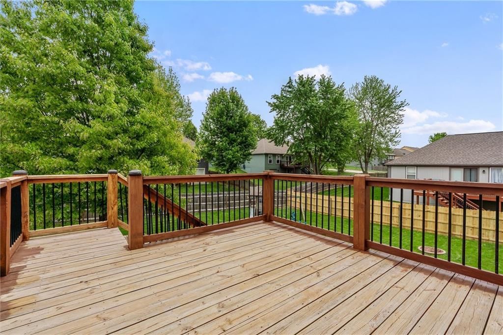 13725 Wagon Pass Road — photo 28