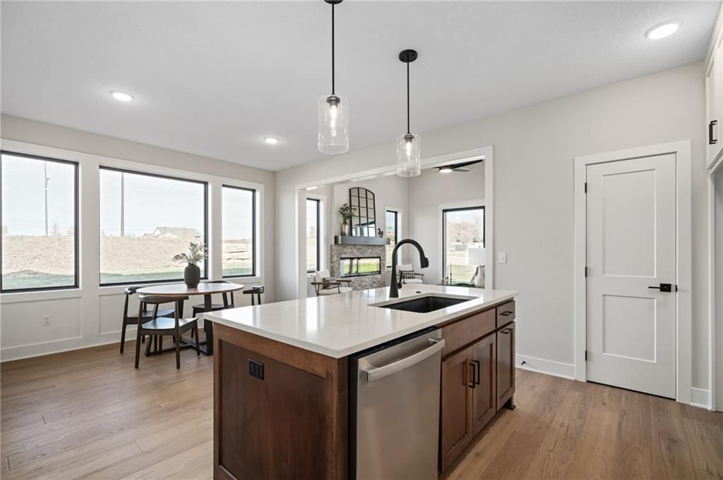 9537 Jupiter Street — photo 11