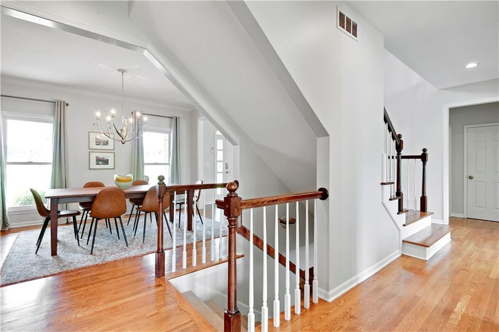 Photo 13 of 55 - 19325 W 87th Street