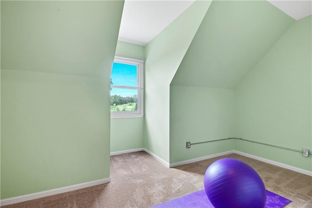 Photo 31 of 55 - 19325 W 87th Street