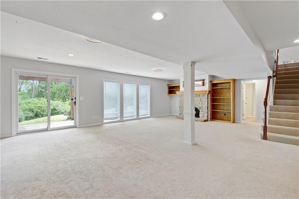 Photo 40 of 55 - 19325 W 87th Street