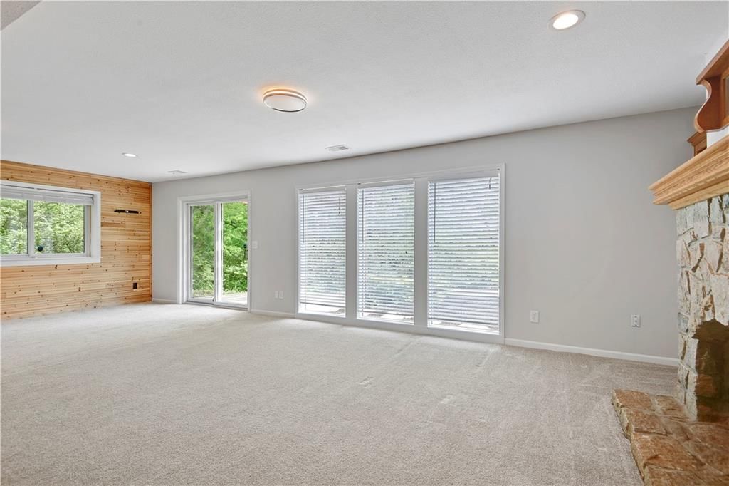 Photo 41 of 55 - 19325 W 87th Street