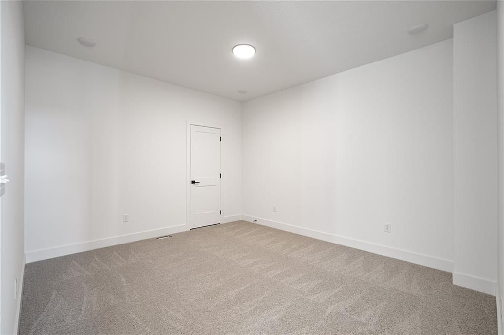 9565 Jupiter Street — photo 24