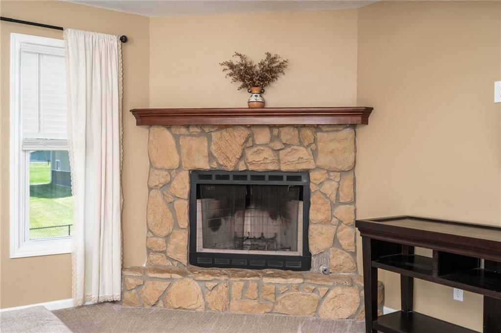 608 E 6th Street — photo 21
