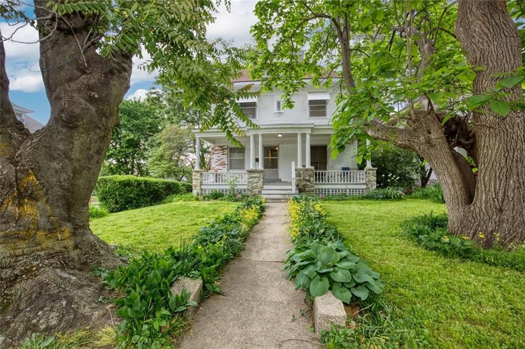 3701 Wyandotte Street — photo 1