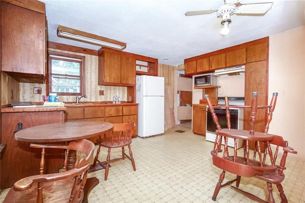 3701 Wyandotte Street — photo 10