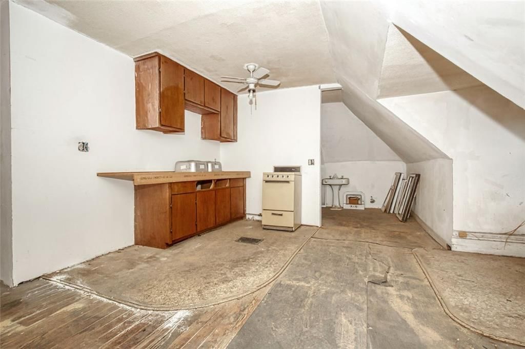 3701 Wyandotte Street — photo 18