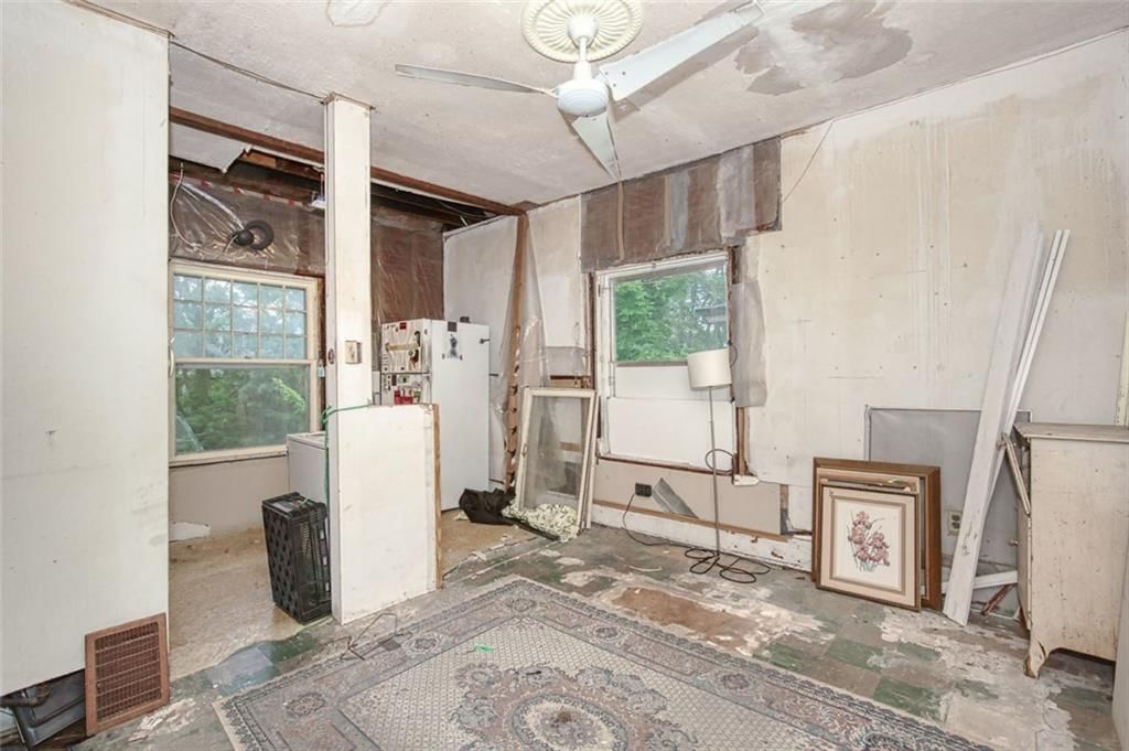 3701 Wyandotte Street — photo 26