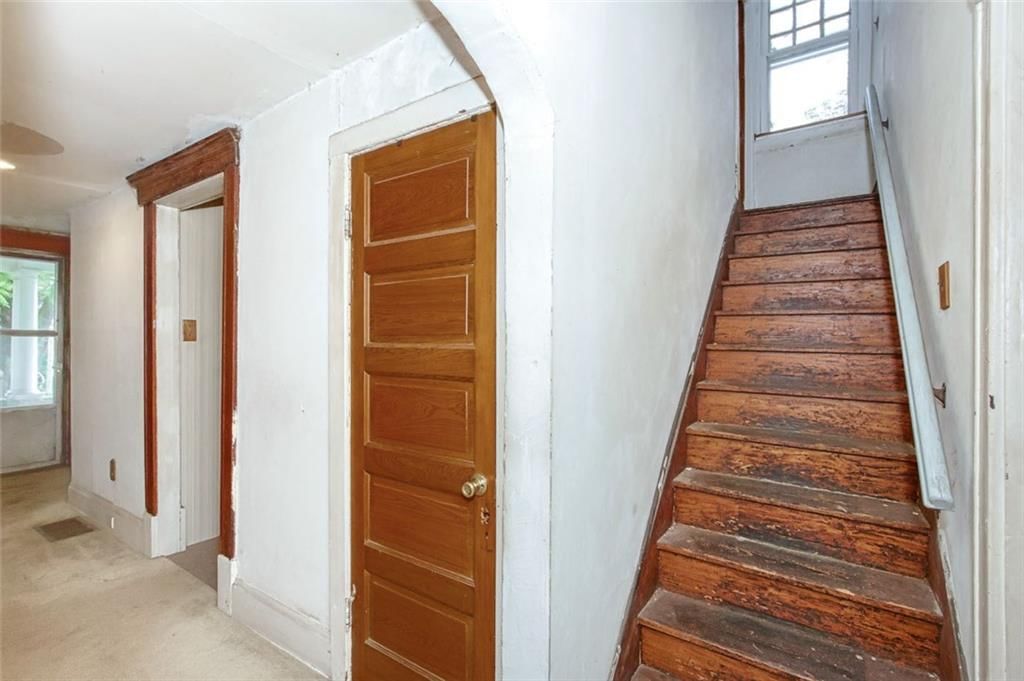 3701 Wyandotte Street — photo 29