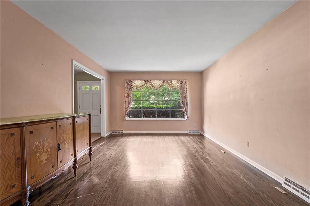 5811 W 85th Terrace — photo 8