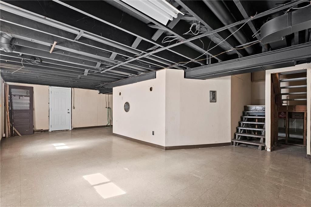 5811 W 85th Terrace — photo 41