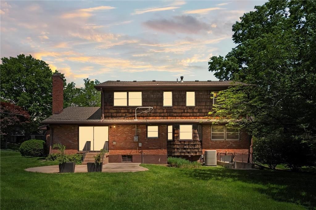 5811 W 85th Terrace — photo 46