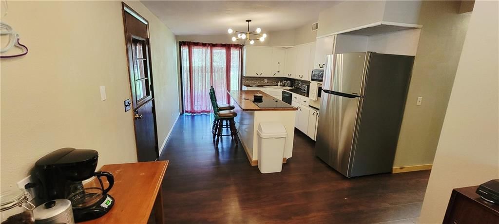 1015 N Walnut Street — photo 8