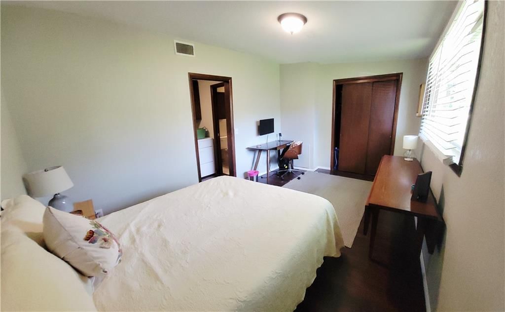 1015 N Walnut Street — photo 20
