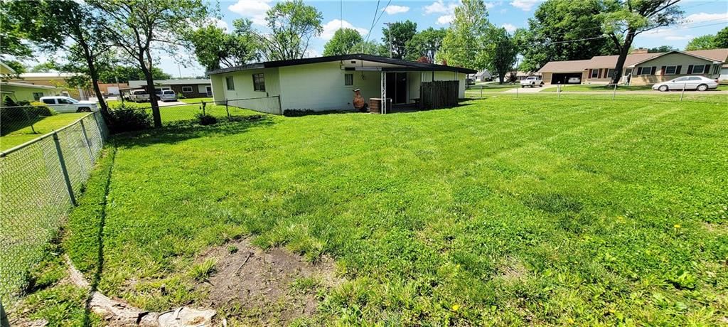 1015 N Walnut Street — photo 24