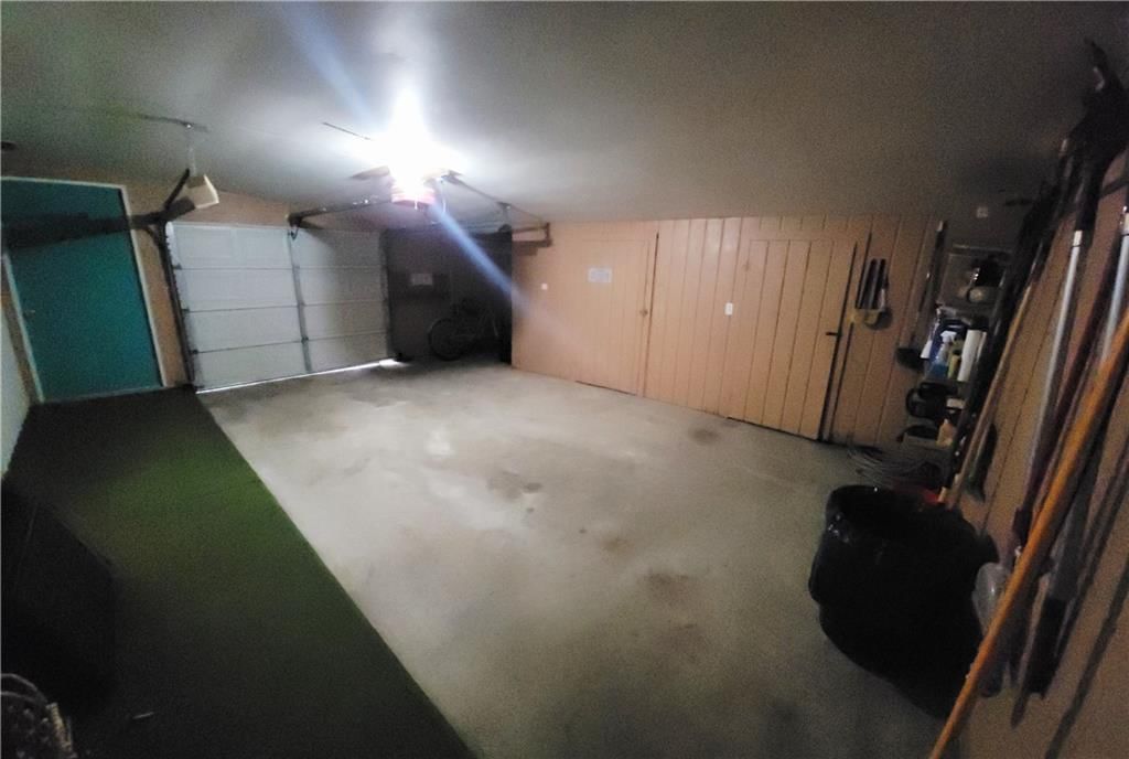 1015 N Walnut Street — photo 29