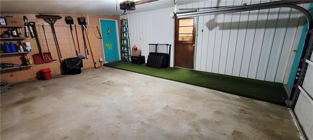 1015 N Walnut Street — photo 31