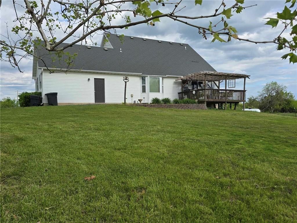 Photo 10 of 58 - 301 SE 611 Road