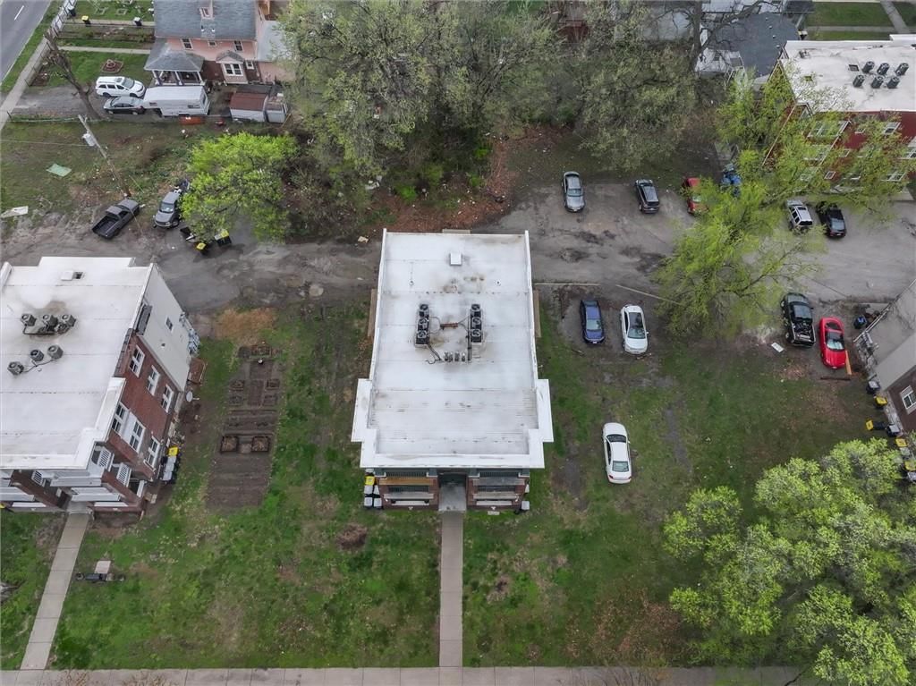 2713-2715 Benton Boulevard — photo 4