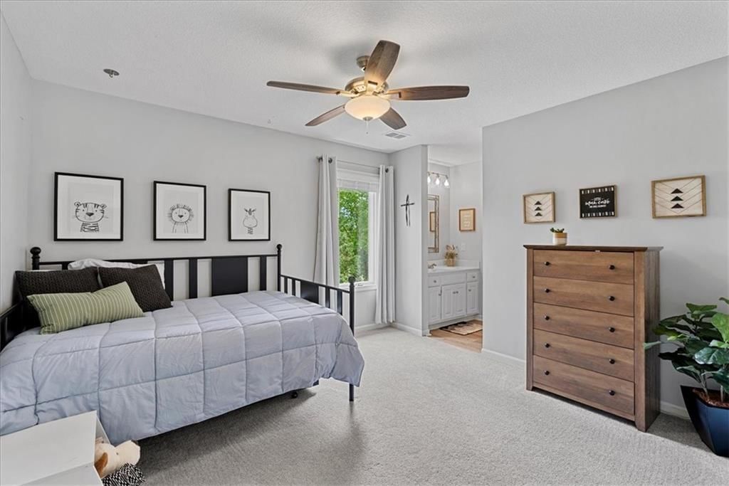 Photo 29 of 53 - 19600 W 98TH Street