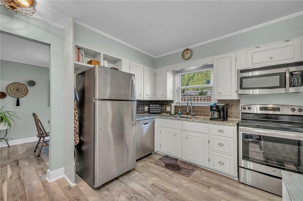 2108 W 78th Street — photo 11