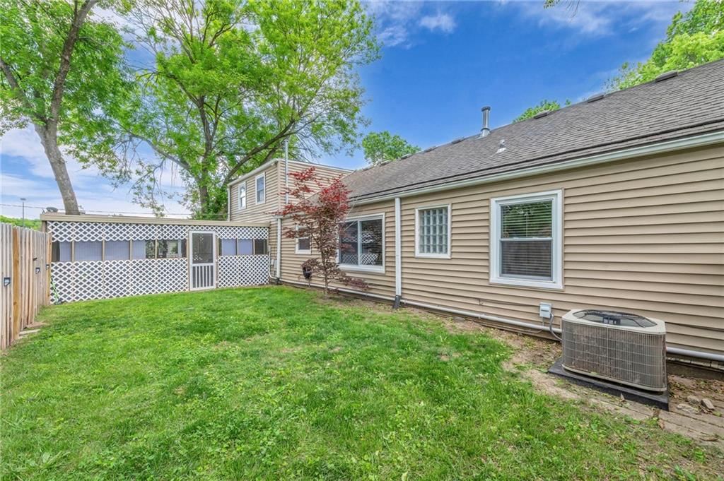 2108 W 78th Street — photo 21