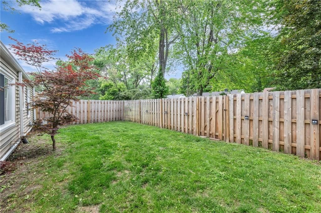 2108 W 78th Street — photo 22