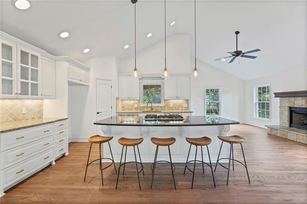 5817 Fontana Drive — photo 11