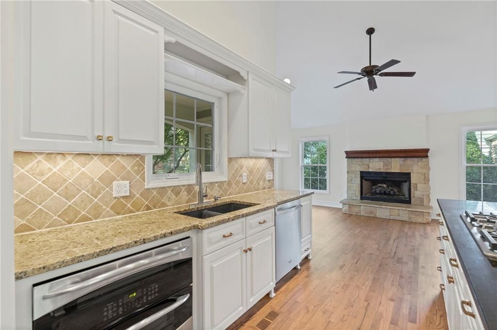 5817 Fontana Drive — photo 18