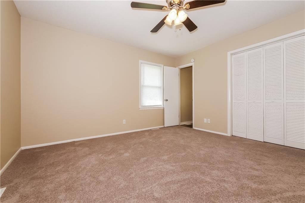 8401 E 92ND Terrace — photo 8