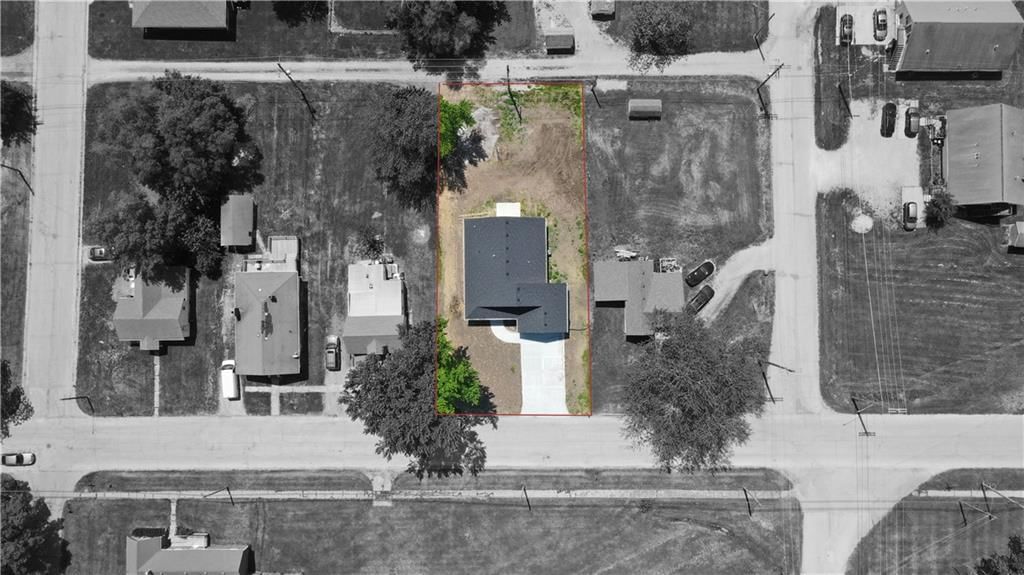 606 E 3rd Street — photo 22