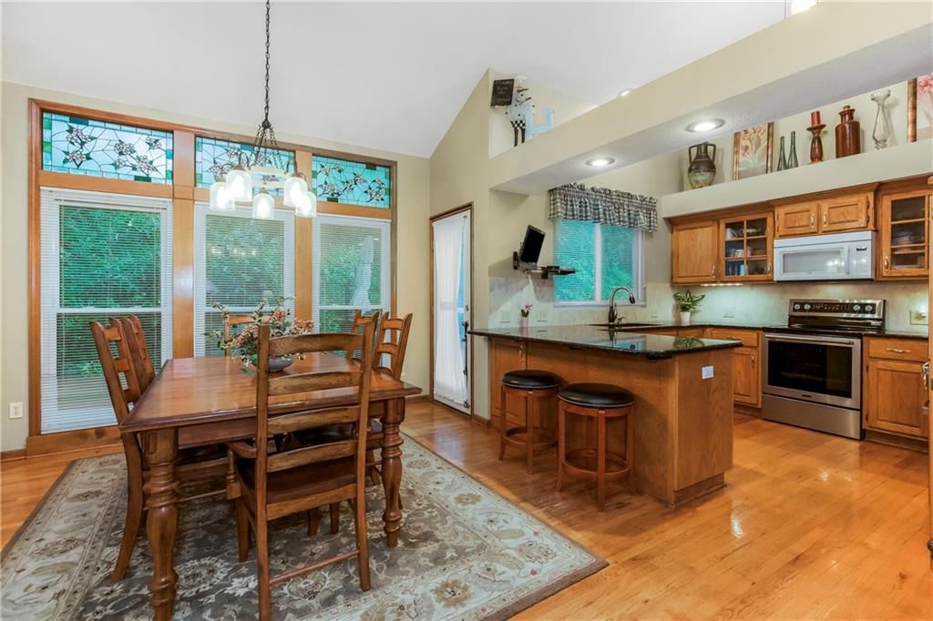 5162 Roundtree Street — photo 8