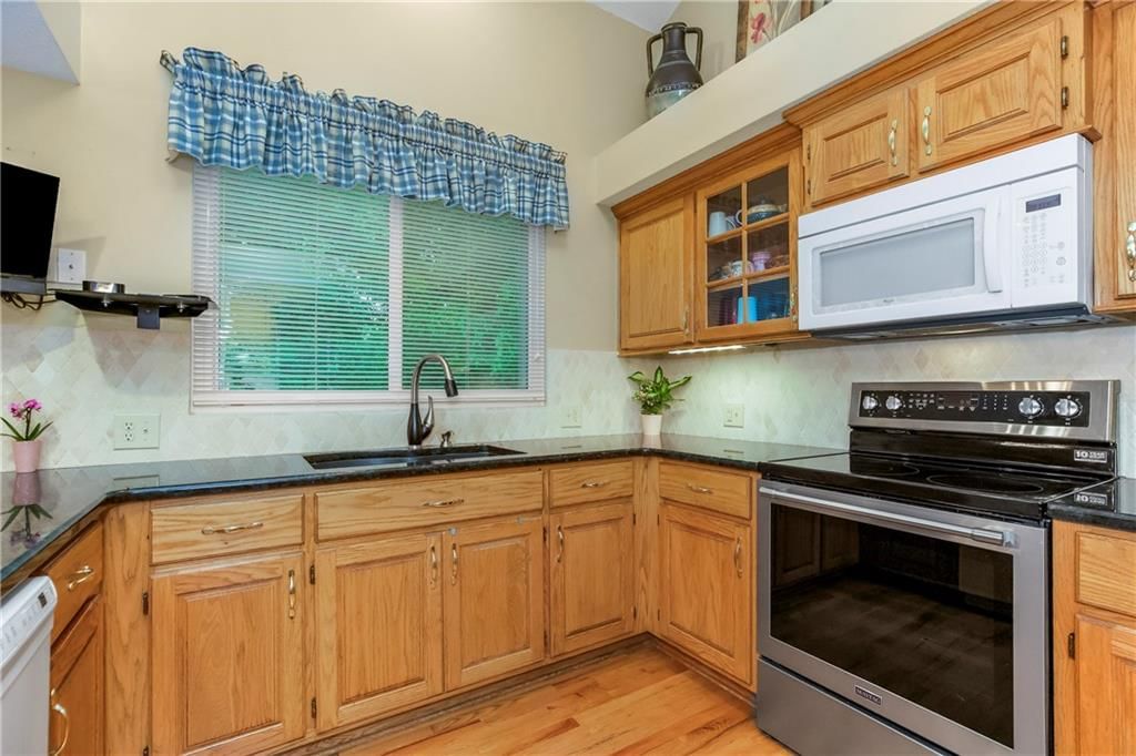5162 Roundtree Street — photo 11