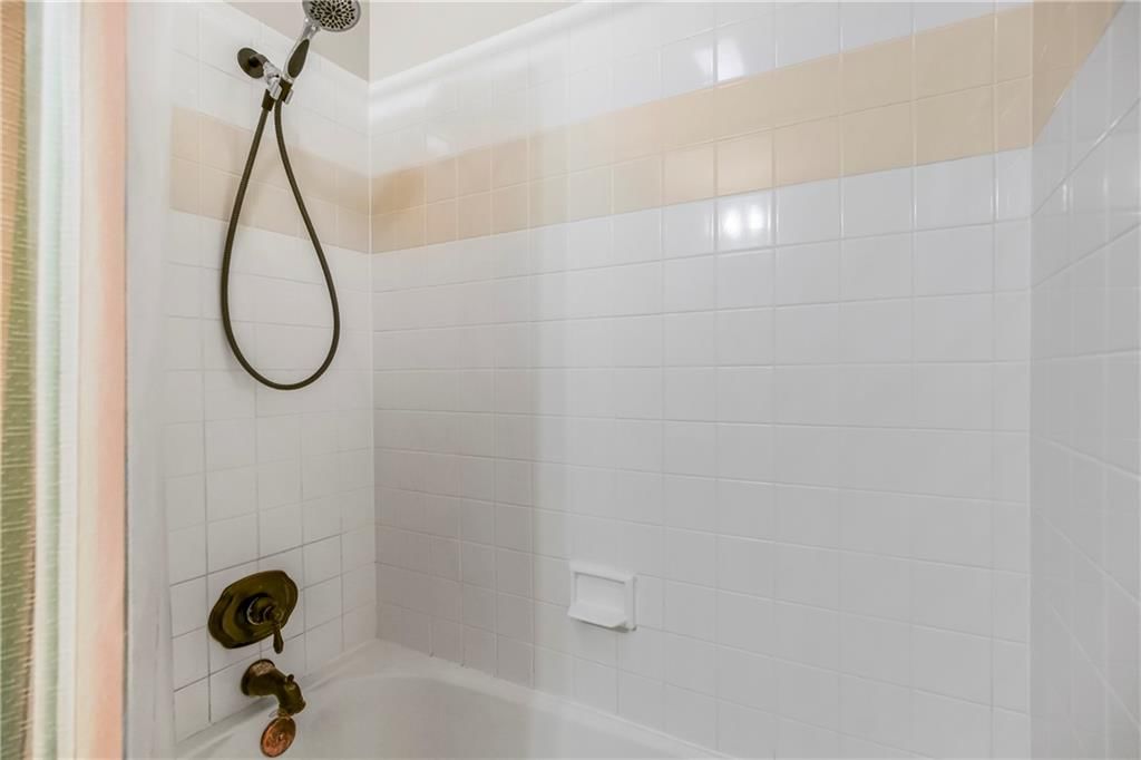 5162 Roundtree Street — photo 22