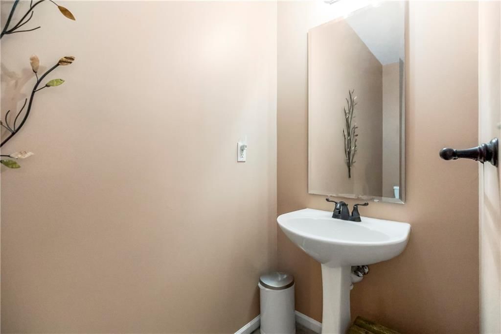 5162 Roundtree Street — photo 28