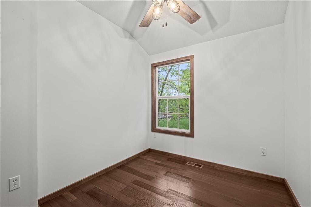 13 S Lakeside Circle — photo 12